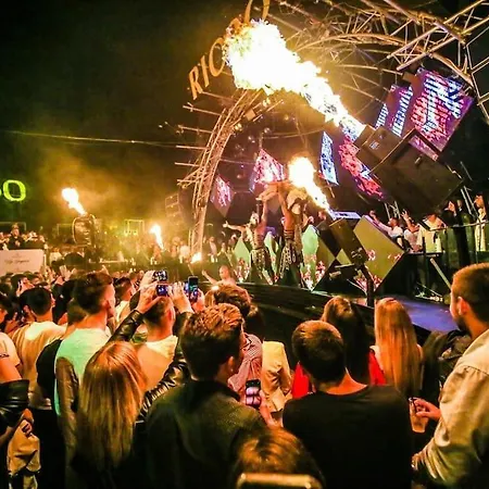 Fabio's Place * Aradeo